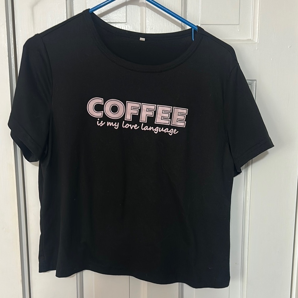 Cropped T shirt black size large